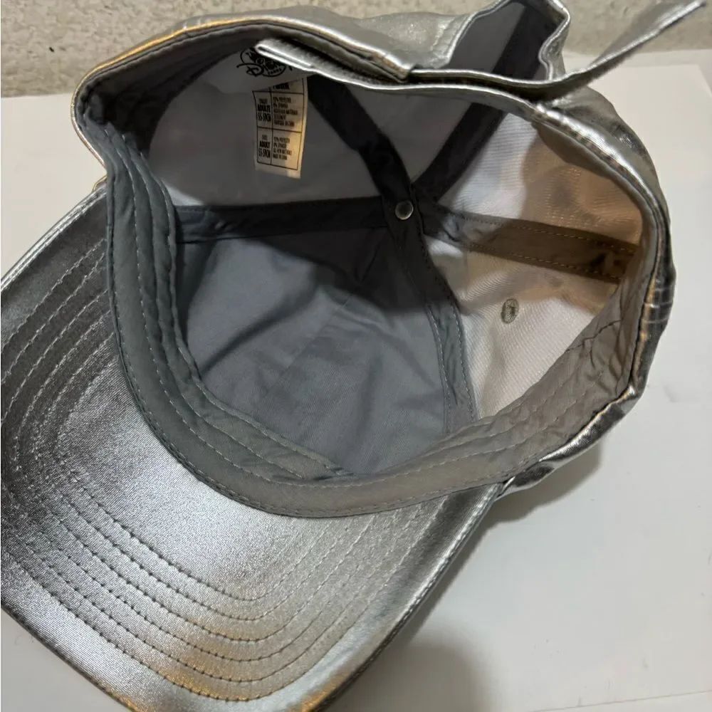 Silver Mickey Hat - Picture 4 of 7
